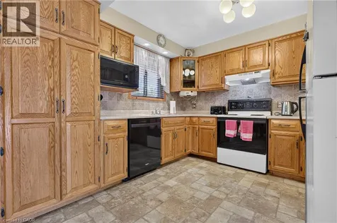 252 Christopher Drive Cambridge ON N1R 4S4