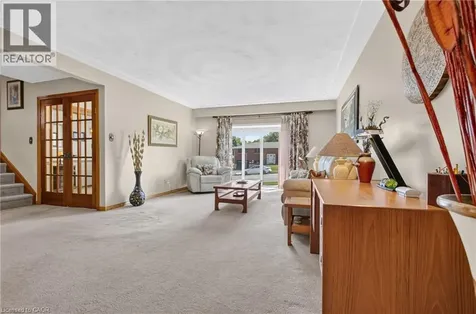 252 Christopher Drive Cambridge ON N1R 4S4