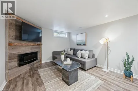 85 Tanglewood Avenue Kitchener ON N2B 1S5