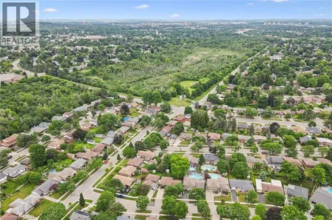 85 Tanglewood Avenue Kitchener ON N2B 1S5