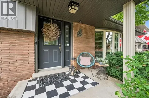 85 Tanglewood Avenue Kitchener ON N2B 1S5