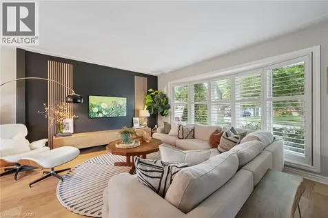 85 Tanglewood Avenue Kitchener ON N2B 1S5