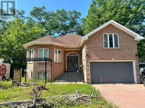 32 1st Lane Wasaga Beach ON L9Z 2G3