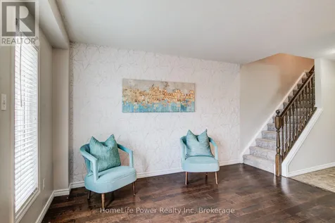 208 Featherstone Crescent Kitchener ON N2R 1Z4