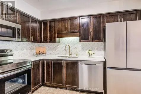 208 Featherstone Crescent Kitchener ON N2R 1Z4