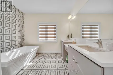 2411 Saw Whet Boulevard Oakville (ga Glen Abbey) ON L6M 5L5