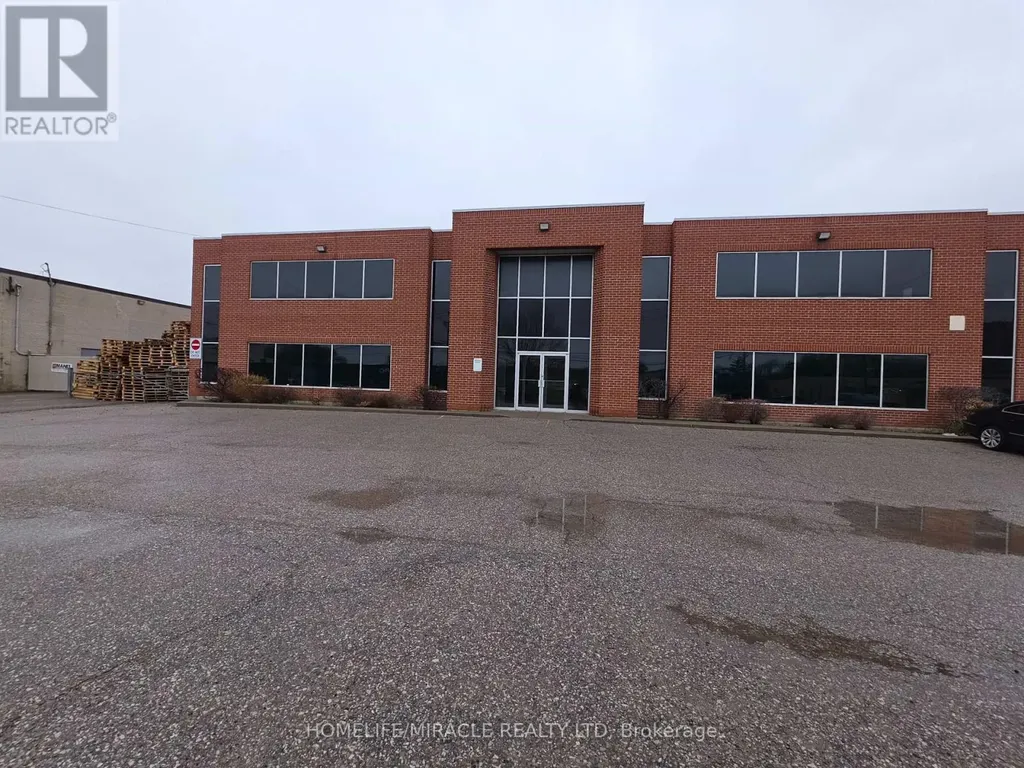 39 Rivalda Road Toronto (humbermede) ON M9M 2M4