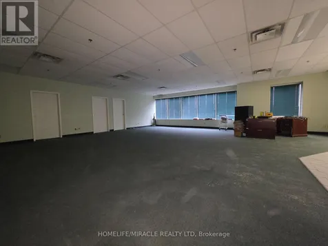 39 Rivalda Road Toronto (humbermede) ON M9M 2M4