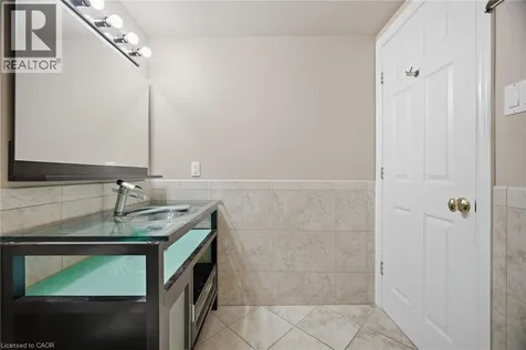 5280 Lakeshore Road Burlington ON L7L 5R1