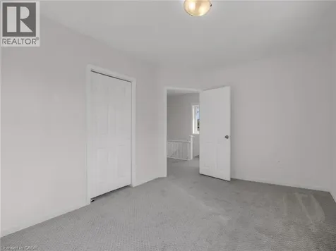 7 Maitland Street Thorold ON L2V 3A4