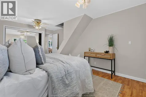 2315 Charl Avenue Windsor ON N8X 2A1