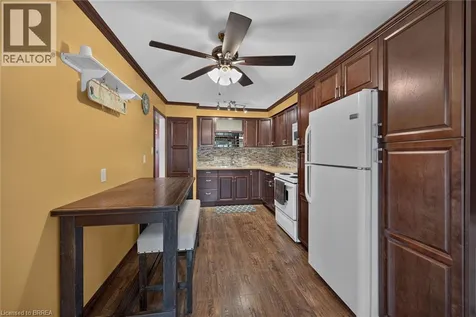 57 Westchester Way Brantford ON N3R 6T4