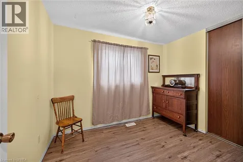 57 Westchester Way Brantford ON N3R 6T4