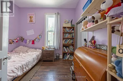 49 Devonshire Place St. Thomas ON N5R 3N2