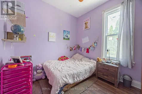 49 Devonshire Place St. Thomas ON N5R 3N2