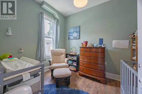 49 Devonshire Place St. Thomas ON N5R 3N2