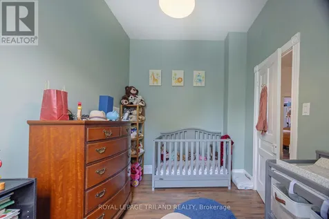 49 Devonshire Place St. Thomas ON N5R 3N2