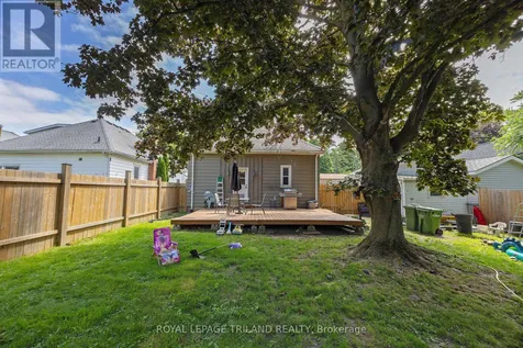 49 Devonshire Place St. Thomas ON N5R 3N2