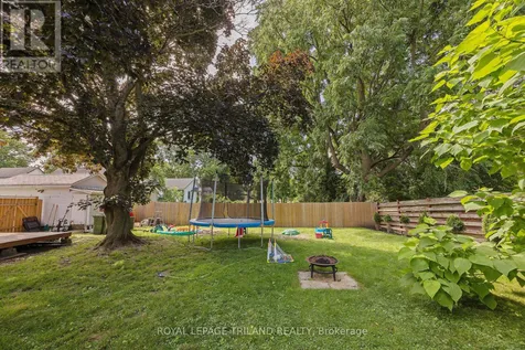 49 Devonshire Place St. Thomas ON N5R 3N2