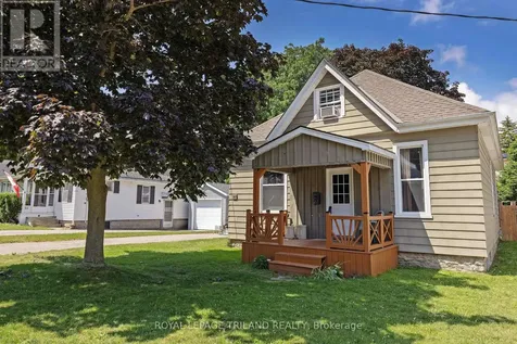 49 Devonshire Place St. Thomas ON N5R 3N2