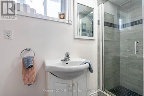 1712 5th Avenue West Owen Sound ON N4K 5B8