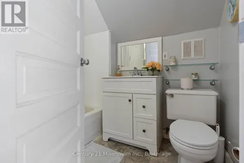 1712 5th Avenue West Owen Sound ON N4K 5B8
