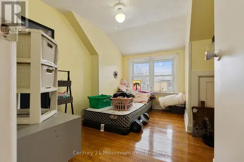 1712 5th Avenue West Owen Sound ON N4K 5B8