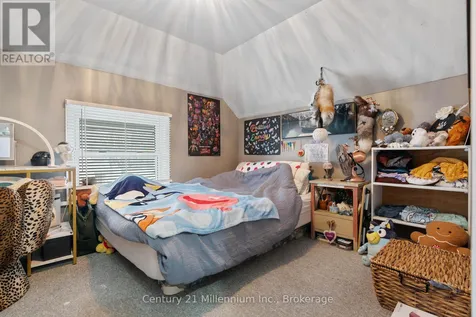1712 5th Avenue West Owen Sound ON N4K 5B8