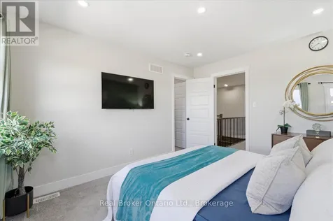 92 Moon Crescent Cambridge ON N1S 0C4