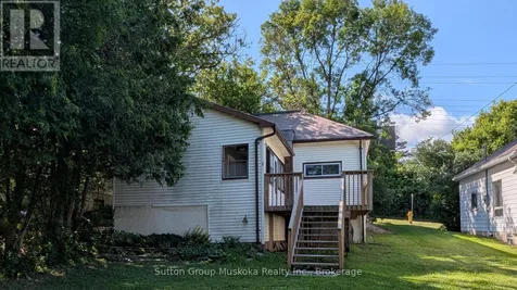 18 Susan Street West Huntsville ON P1H 1X4