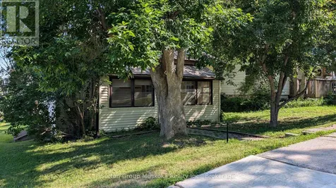 18 Susan Street West Huntsville ON P1H 1X4