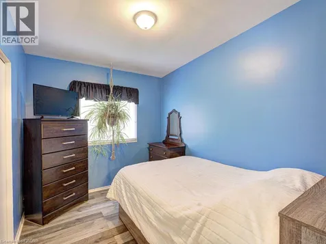154 Luscombe Street Hamilton ON L9A 2K3