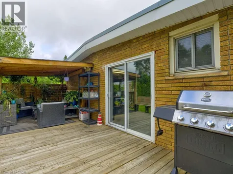 154 Luscombe Street Hamilton ON L9A 2K3
