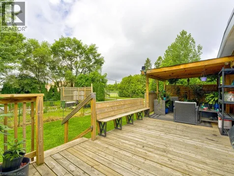 154 Luscombe Street Hamilton ON L9A 2K3