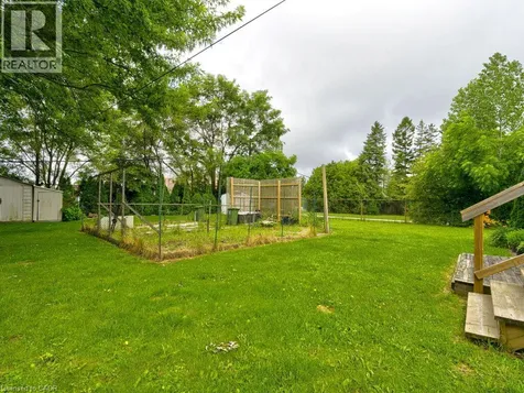 154 Luscombe Street Hamilton ON L9A 2K3