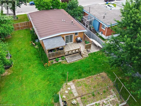 154 Luscombe Street Hamilton ON L9A 2K3