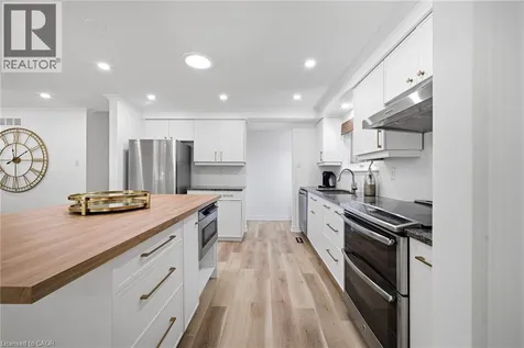 2306 Devon Road Oakville ON L6J 5R4