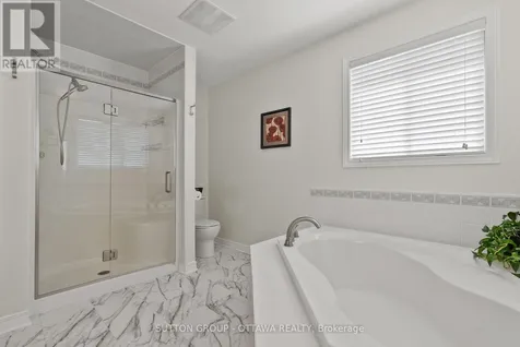 21 Avonmore Crescent Ottawa ON K2G 6J7