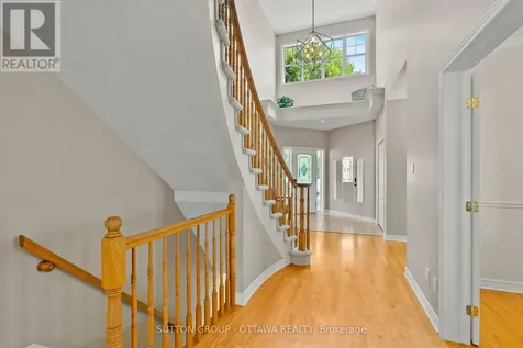 21 Avonmore Crescent Ottawa ON K2G 6J7