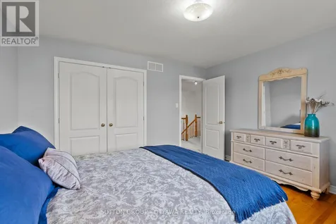 21 Avonmore Crescent Ottawa ON K2G 6J7