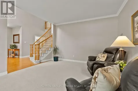 21 Avonmore Crescent Ottawa ON K2G 6J7