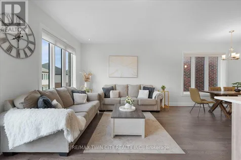 657 Benninger Drive Kitchener ON N2E 0J2