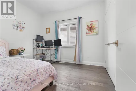 657 Benninger Drive Kitchener ON N2E 0J2