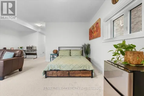 657 Benninger Drive Kitchener ON N2E 0J2