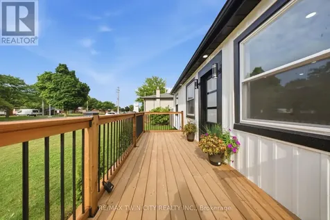 92 Fairview Drive Brantford ON N3R 2W9