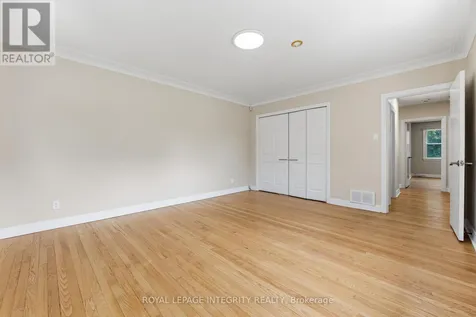 1873 Fairbanks Avenue Ottawa ON K1H 5X6