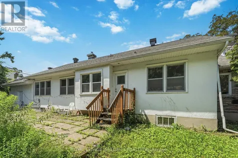 1873 Fairbanks Avenue Ottawa ON K1H 5X6