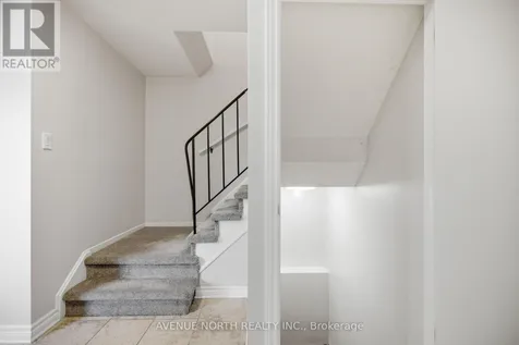 6 Wolfgang Drive Ottawa ON K2J 1T1