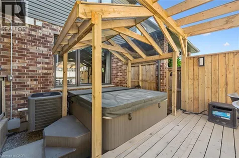 254 Gosling Gardens Avenue Guelph ON N1L 0M4