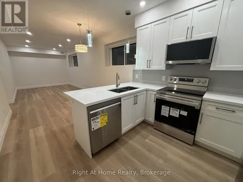 576 Guelph Street Kitchener ON N2H 5Y4